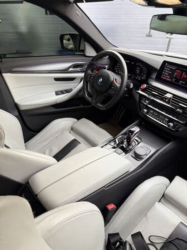 шипованные шины б у: BMW M5: 2019 г., 4.4 л, Робот, Бензиновая, Седан — 7