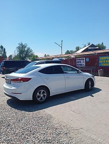 продаю subaru: Hyundai Avante: 2018 г., 1.6 л, Автомат, Бензин, Седан — 9