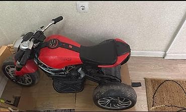 Детский электрокар