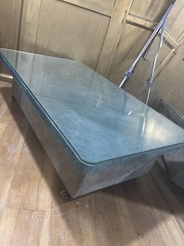 столы на аренду: Стол Длина 120 Ширина 80 Высота 40 Передвижной с колесиками — 1