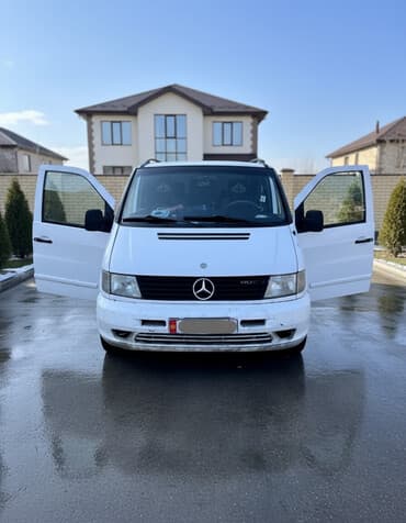 Mercedes-Benz Vito: 2003 г., 2.2 л, Механика, Дизель, Минивэн
