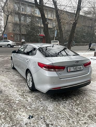 бентли бишкек: Kia K5: 2017 г., Автомат, Газ — 3