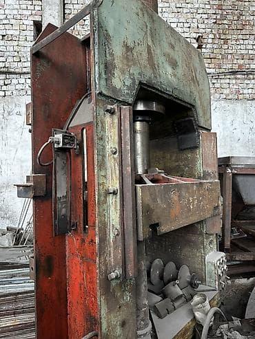 пресс станок: Пресс станок без ЧПУ, Гидравлический — 3