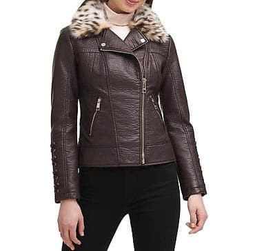 GUESS. Дерзкий вид и острота сочетаются в этой куртке из искусственной