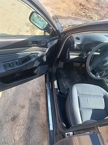 себе: Audi A4: 2000 г., 2.4 л, Автомат, Бензин, Универсал — 4