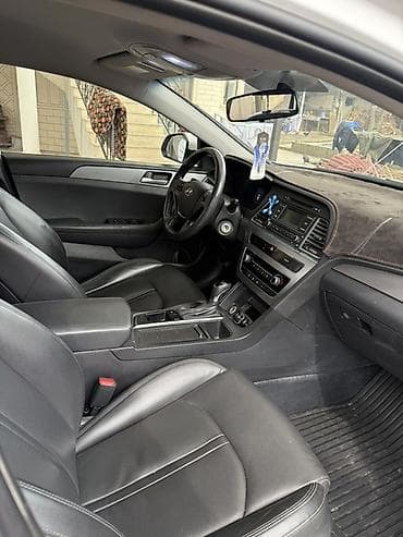 машина kia k5: Hyundai Sonata: 2018 г., 2 л, Автомат, Газ, Седан — 7