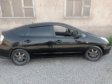 шлейф приус: Toyota Prius: 2005 г., Гибрид, Хэтчбэк — 2