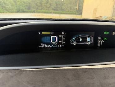lancer evolution: Toyota Prius: 2017 г., 1.8 л, Автомат, Гибрид, Хэтчбэк — 8