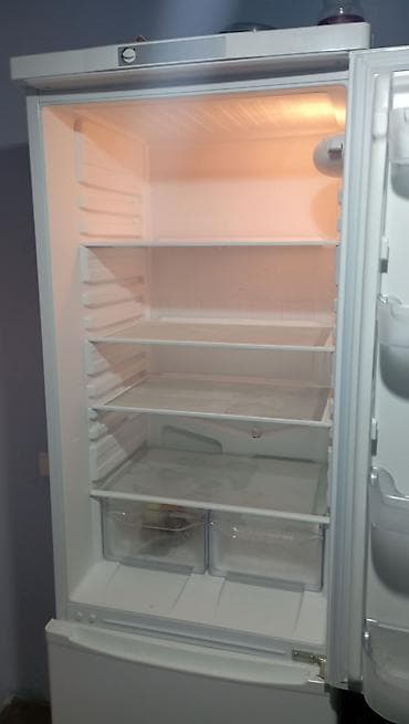 Техника и электроника: Холодильник Indesit, Двухкамерный — 3