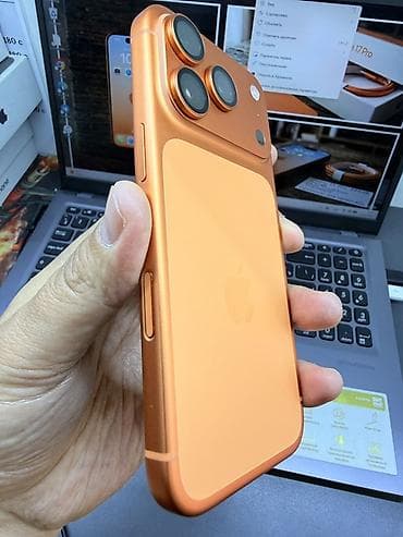 iphone за 0 руб: IPhone 17 Pro, Б/у, 256 ГБ, Оранжевый, Защитное стекло, Чехол, 100 % — 3