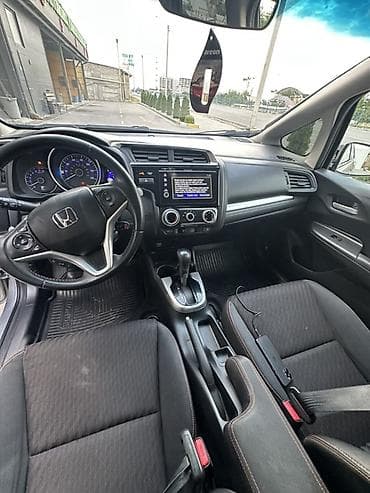 fit 2: Honda Fit: 2017 г., Вариатор, Бензин, Хэтчбэк — 5
