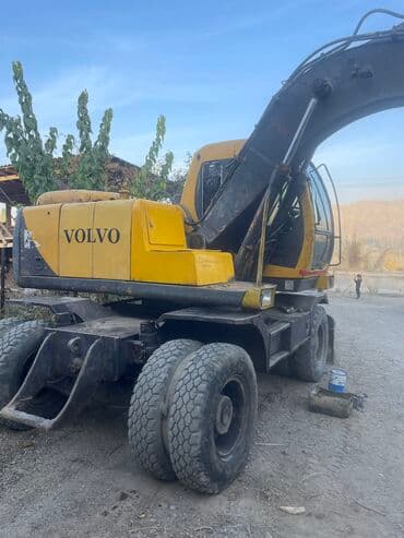 хова миксир: Экскаватор, Volvo, 1997 г., Колесный — 5
