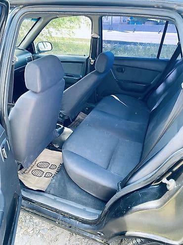 нек: Daewoo Nexia: 2011 г., 1.5 л, Механика, Бензин, Седан — 4