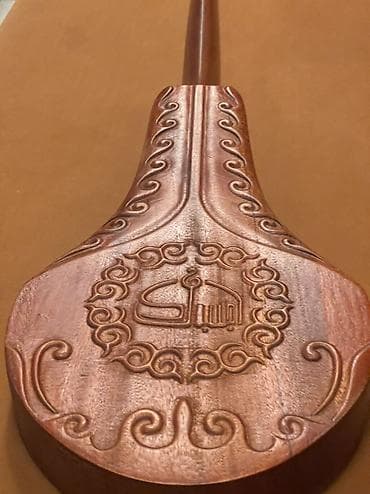 ноты на комузе: Үнү тунук, бийик, жогорку сапаттагы комуздар! Ырчылар ушуну тандоодо! — 3