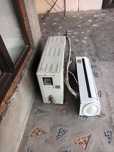 jbl boombox 1: Сплит-система, AUX, Б/у — 3