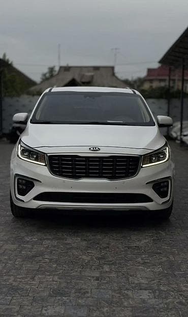 old man: Kia Carnival: 2019 г., 2.2 л, Дизель, Минивэн — 2