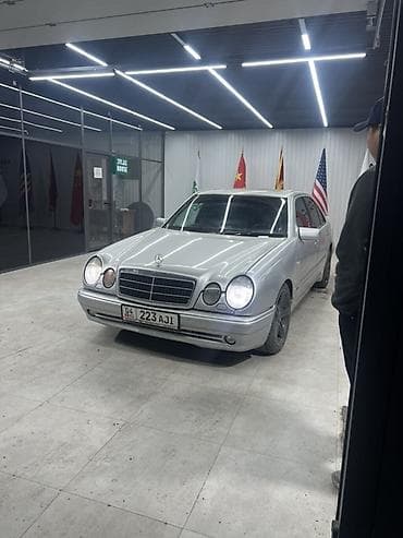 Mercedes-Benz E-Class: 1997 г., 3.2 л, Автомат, Бензин, Седан