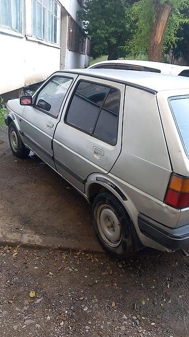 Volkswagen Golf: 1988 г., 1.8 л, Кол менен иштөөчү, Бензин, Хетчбек — 6