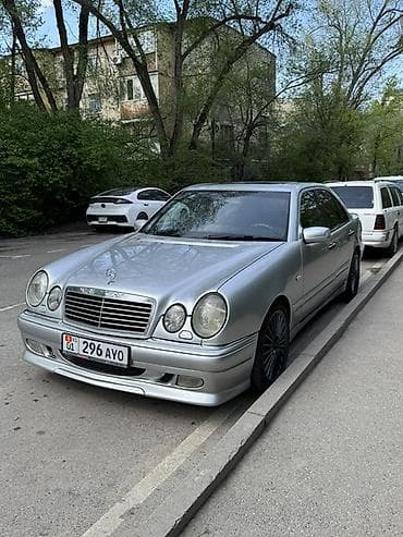 Mercedes-Benz E-Class: 1998 г., 4.3 л, Автомат, Бензин, Седан