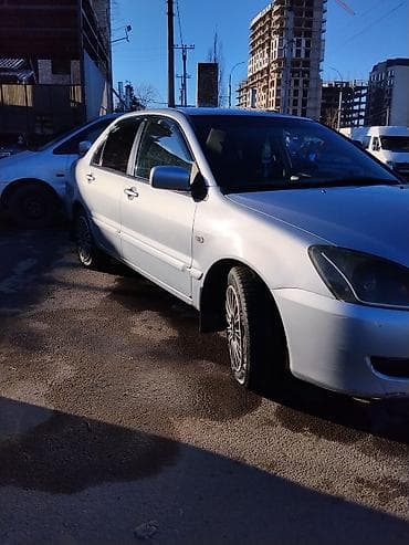 Mitsubishi Lancer: 2004 г., 1.6 л, Механика, Бензин, Седан — 1