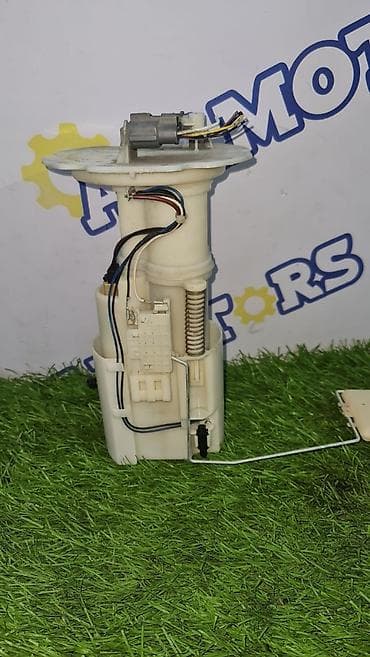 infinity fx35: Бензонасос Infiniti 2006 г., Б/у, Оригинал — 1