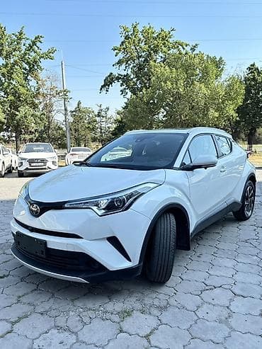 Toyota C-HR: 2020 г., 2 л, Автомат, Кроссовер