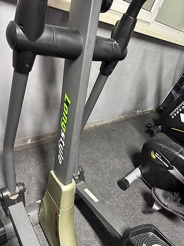 продаю боди: Эллиптический тренажёр для домашнего или клубного фитнеса. - Тип — 2