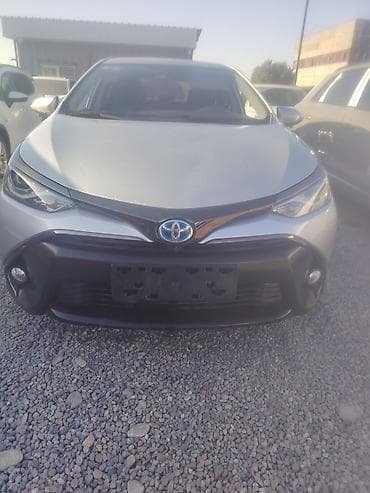 Toyota Levin: 2019 г., 1.8 л, Робот, Гибрид, Седан at lalafo.kg Toyota Levin: 2019 г., 1.8 л, Робот, Гибрид, Седан