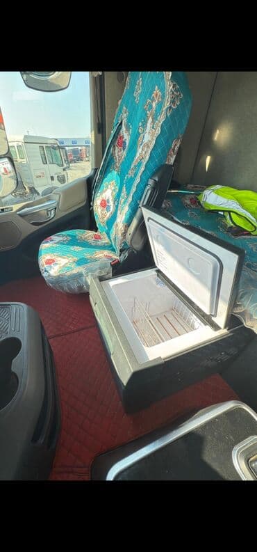 daf 75: Тягач, JAC — 3