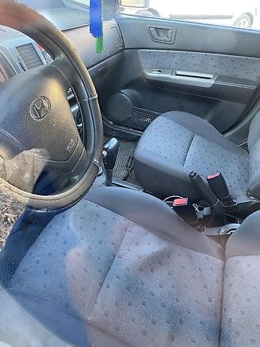 byd e3: Hyundai Getz: 2004 г., 1.4 л, Автомат, Бензин, Хэтчбэк — 4