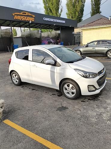 Транспорт: Chevrolet Spark: 2020 г., 1 л, Вариатор, Бензин, Хэтчбэк — 2