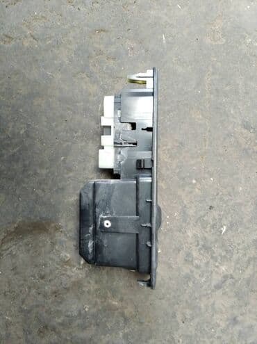 двери жигули: Toyota Windom 30 кнопка двери с пепельницей, Тойота Виндом 30 дверная — 3