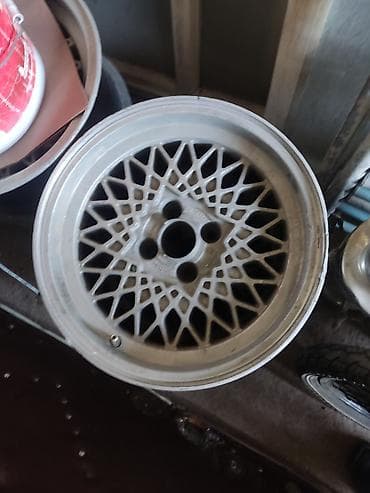 golf 2: Литые Диски R 13 1 шт, отверстий - 4 — 4