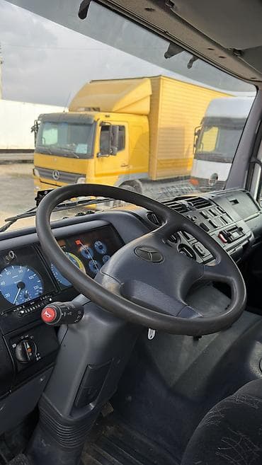 митсубиши кантер: Манипулятор, Mercedes-Benz, 2001 г., от 4 т — 8