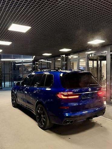 Продажа авто: BMW X7: 2023 г., Внедорожник — 3