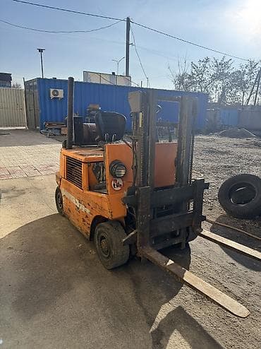 Транспорт: Погрузчик, 1996 г., Вилочный — 2