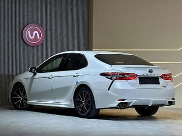 экран камри 55: Toyota Camry: 2021 г., Гибрид, Седан — 6