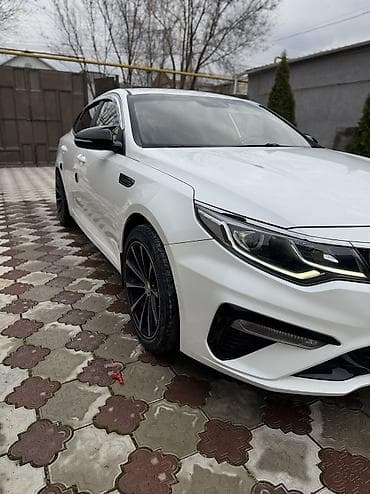 ls 4 6: Полноразмерный внедорожник премиум‑класса чёрного цвета. Основные — 5