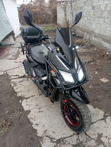 мотор на мопед: Тип скутера 150 куб. см, Бензин — 3