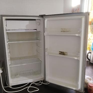 Холодильник Avangard, Б/у, Однокамерный, De frost (капельный)