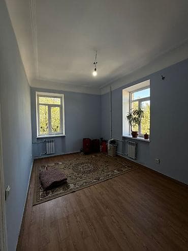 Квартиры: 2 комнаты, 61 м², Сталинка, 3 этаж, Косметический ремонт — 2