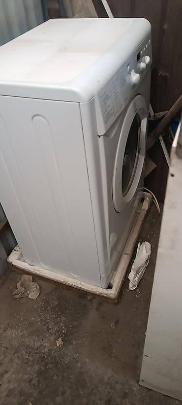 e3 1270v2: Стиральная машина Indesit, фронтальная загрузка. Б/у в рабочем просто — 2