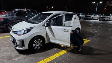 Ламинат: Kia Morning: 2021 г., 1 л, Автомат, Бензин, Хэтчбэк — 1