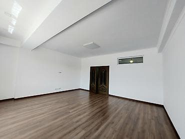 Аренда офисов, 320 м², В торговом центре, С видом на горы, 1 линия, С отдельной кухней — 6