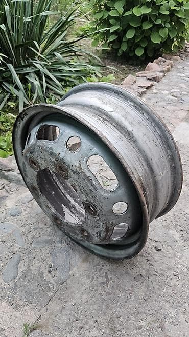 Шины и диски: Железные Диски R 16 Mercedes-Benz, 1 шт, отверстий - 6, Б/у — 1