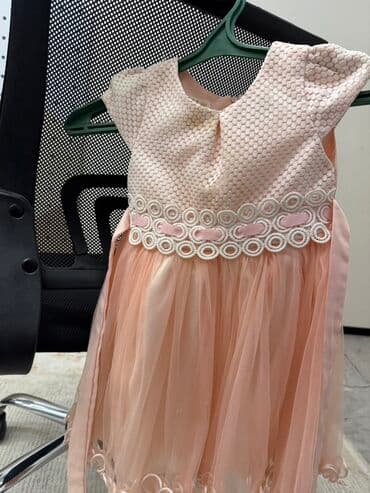 национальная платья для девочек: Детское платье, цвет - Бежевый, Б/у — 2