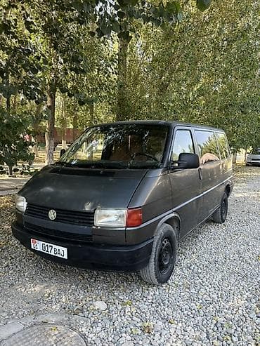 Volkswagen Transporter: 1991 г., 2 л, Механика, Бензин, Бус — 2