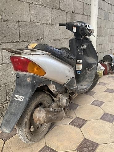 калесо на скутер: Скутер Honda Suzuki(ориентировочно 50–100 см³), автомат, бензин — 1