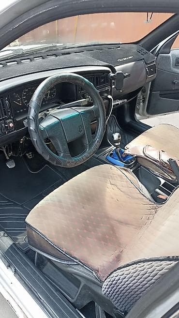 Volkswagen Passat Variant: 1988 г., Универсал — 5