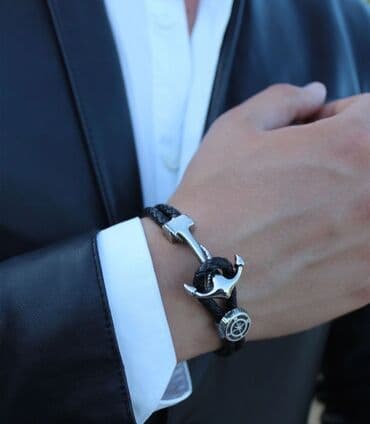 tiens браслет: Подарок на новый год 
Описание на фото — 1